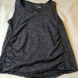 Old Navy Maternity Work Out Top